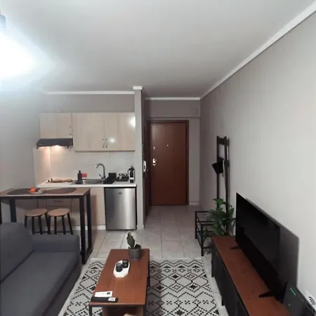 Cosy At Tsinari Salonic